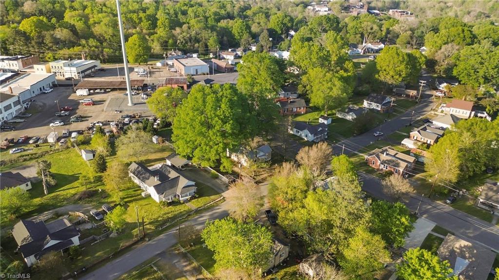 621 Morehead Street, Eden, North Carolina image 18