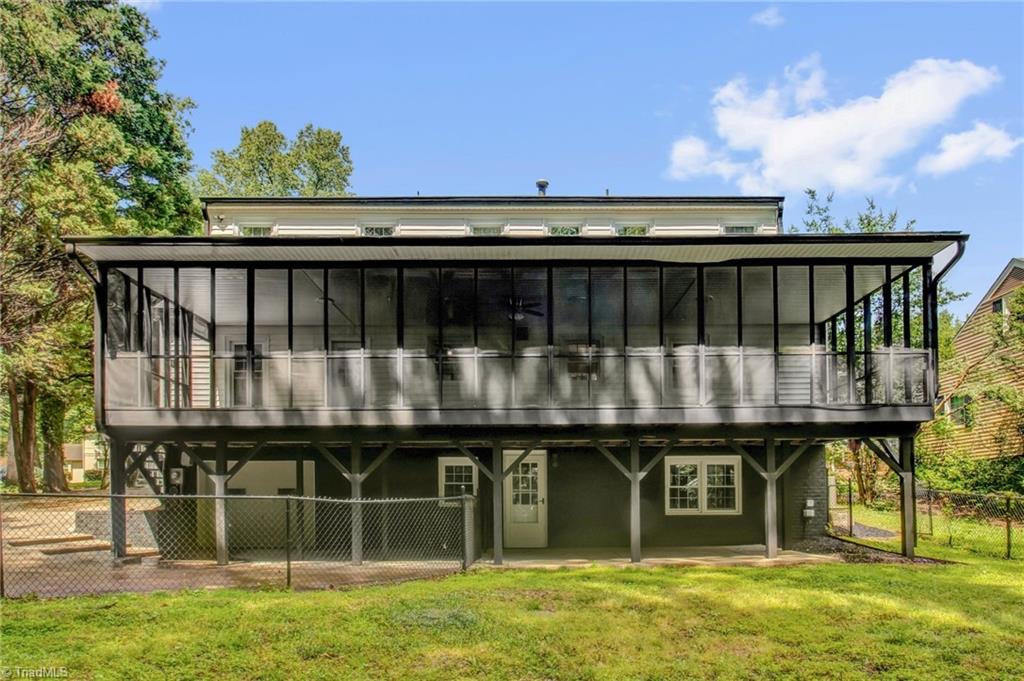 1001 Chatfield Drive