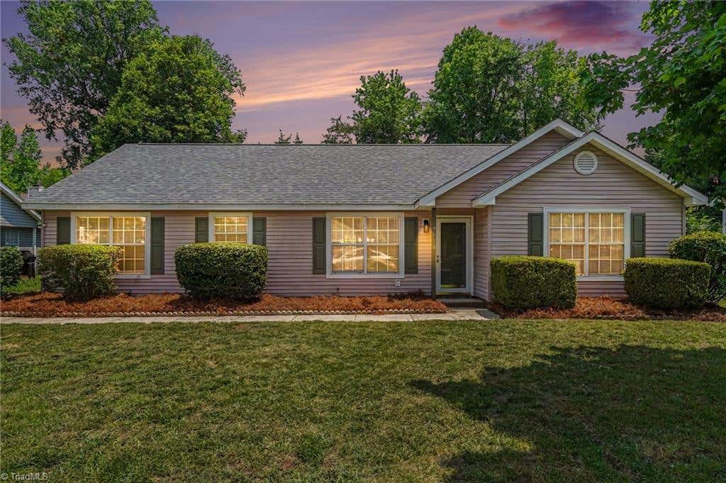 Photo of 7518 Prindle Lake Drive, Charlotte, NC 28277 (MLS # 1225640)