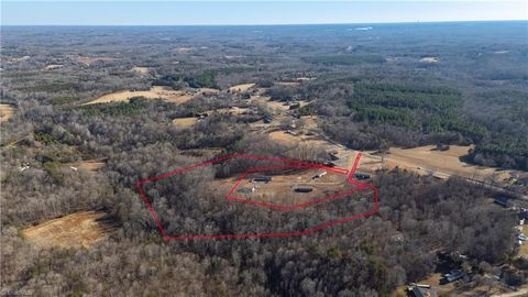 Vacant Land For Sale - 21 Nc Highway 704<br/> Madison, NC 27025
