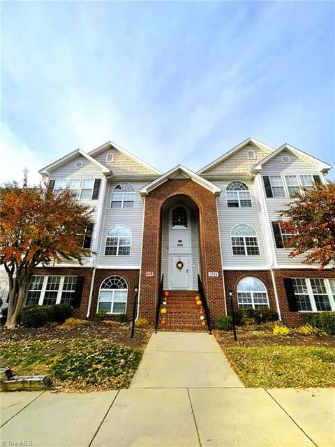 Photo for 3704 Cotswold Terrace 2B