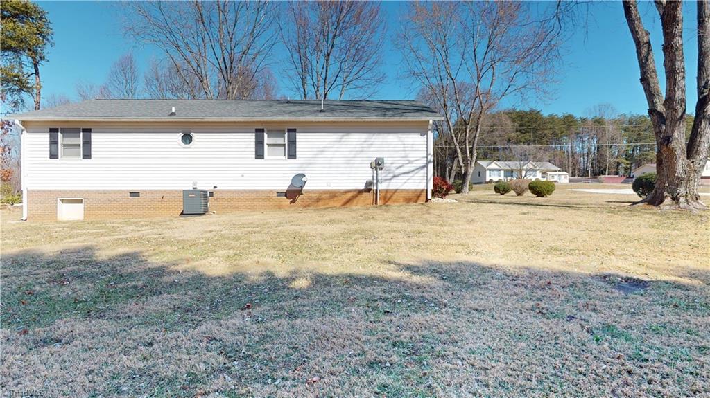 161 Azalea Drive, Mount Airy, North Carolina image 4