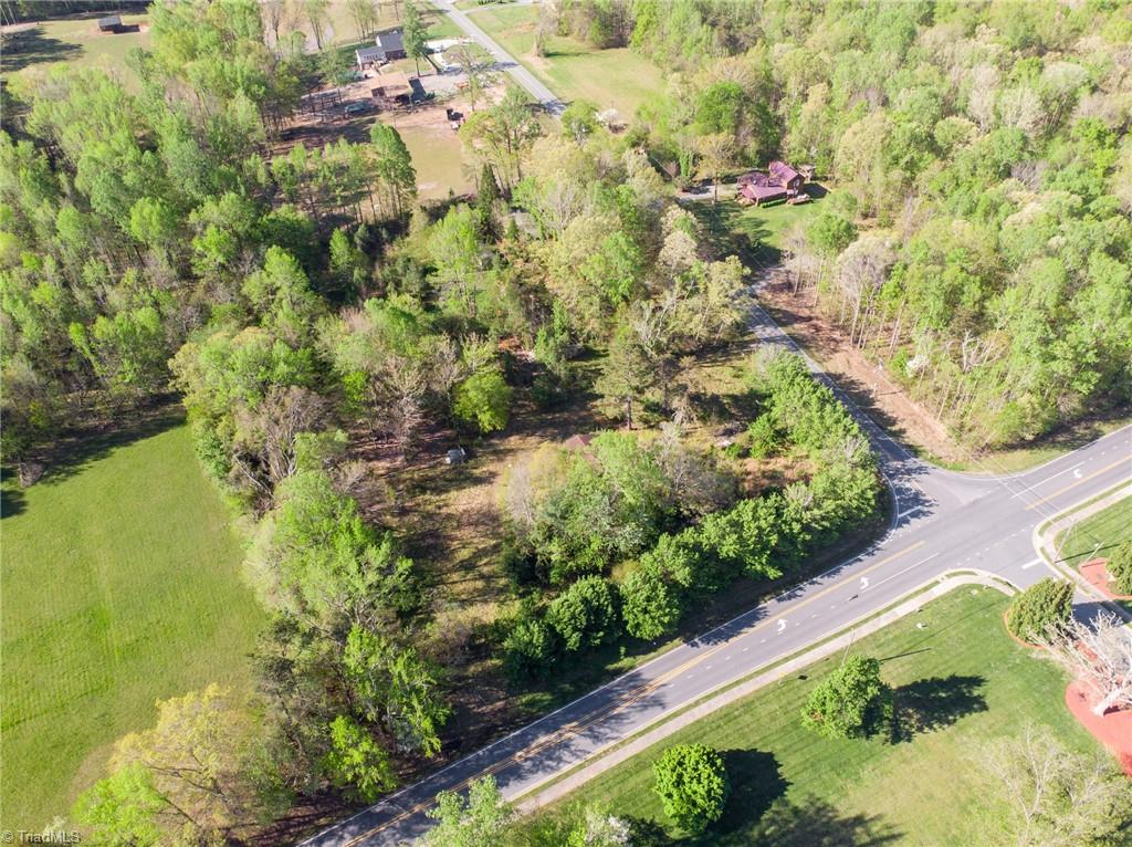 2501 & 2503 Nelson Farm Road, Greensboro, North Carolina image 37