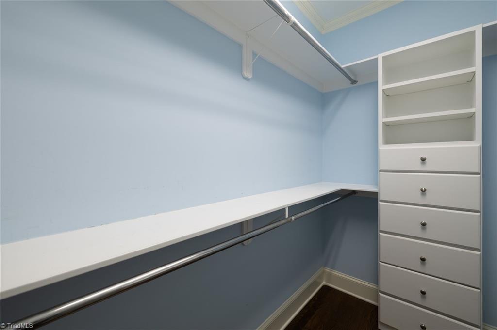 Greensboro, North Carolina 27408, United States, 4 Bedrooms Bedrooms, ,5 BathroomsBathrooms,Residential,Active,217669