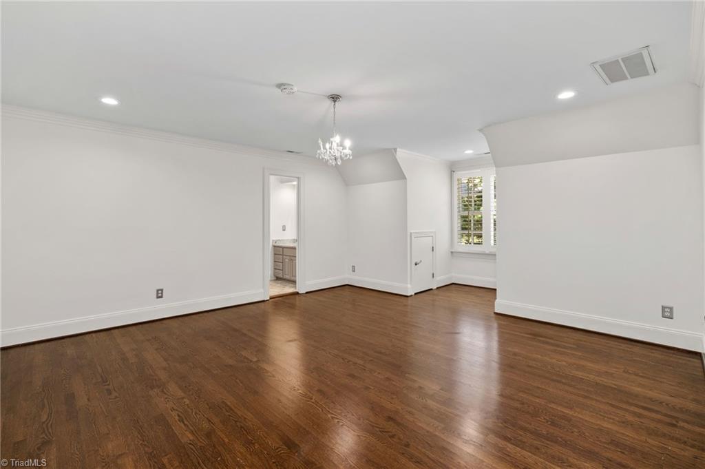 Greensboro, North Carolina 27408, United States, 4 Bedrooms Bedrooms, ,5 BathroomsBathrooms,Residential,Active,217669