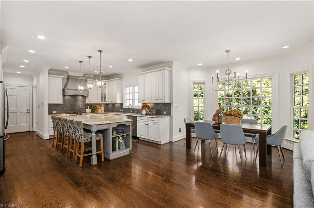 Greensboro, North Carolina 27408, United States, 4 Bedrooms Bedrooms, ,5 BathroomsBathrooms,Residential,Active,217669