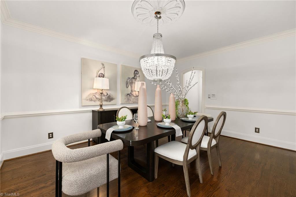 Greensboro, North Carolina 27408, United States, 4 Bedrooms Bedrooms, ,5 BathroomsBathrooms,Residential,Active,217669