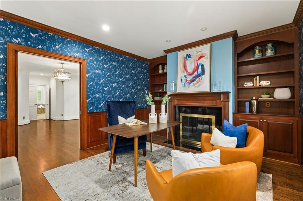 Greensboro, North Carolina 27408, United States, 4 Bedrooms Bedrooms, ,5 BathroomsBathrooms,Residential,Active,217669