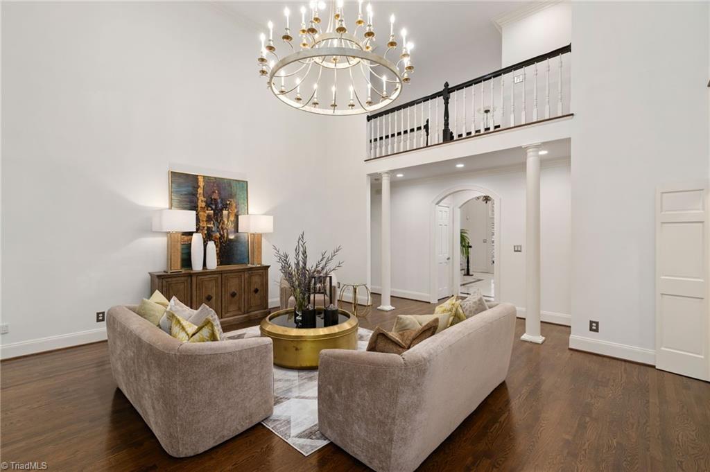 Greensboro, North Carolina 27408, United States, 4 Bedrooms Bedrooms, ,5 BathroomsBathrooms,Residential,Active,217669