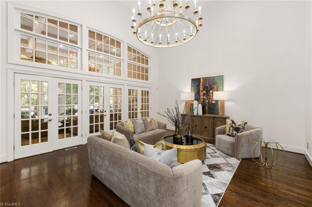 Greensboro, North Carolina 27408, United States, 4 Bedrooms Bedrooms, ,5 BathroomsBathrooms,Residential,Active,217669