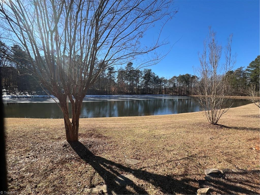 4524 W Millstone Drive, Burlington, North Carolina image 19