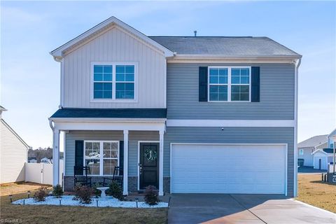 4748 Bell West Drive Kernersville NC 27284