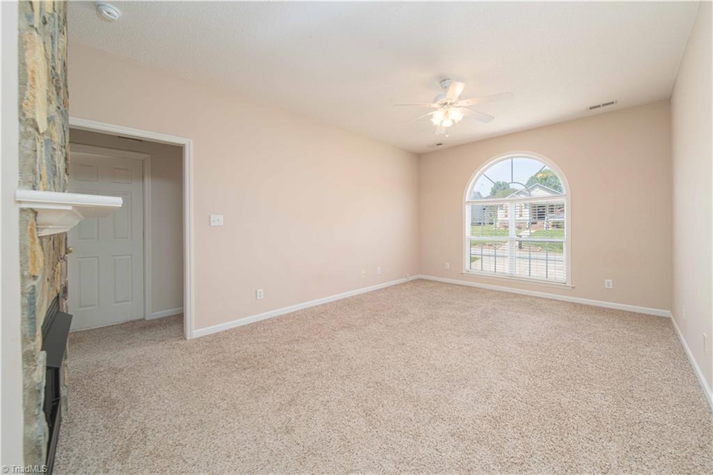 4990 Fiddlers Run Drive, Kernersville, North Carolina image 7