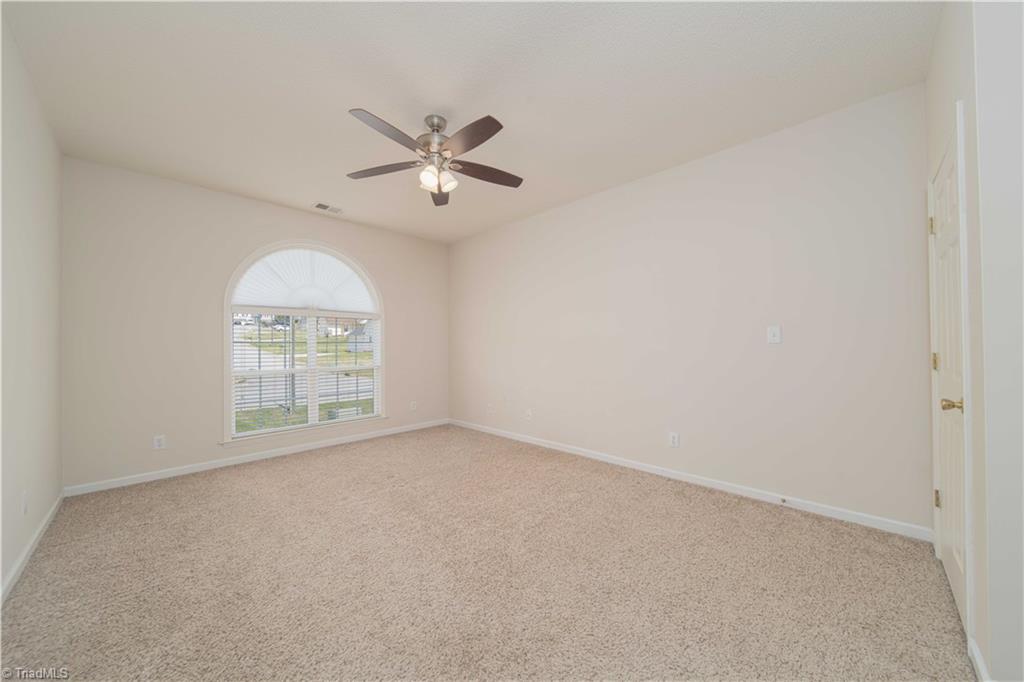 4990 Fiddlers Run Drive, Kernersville, North Carolina image 10