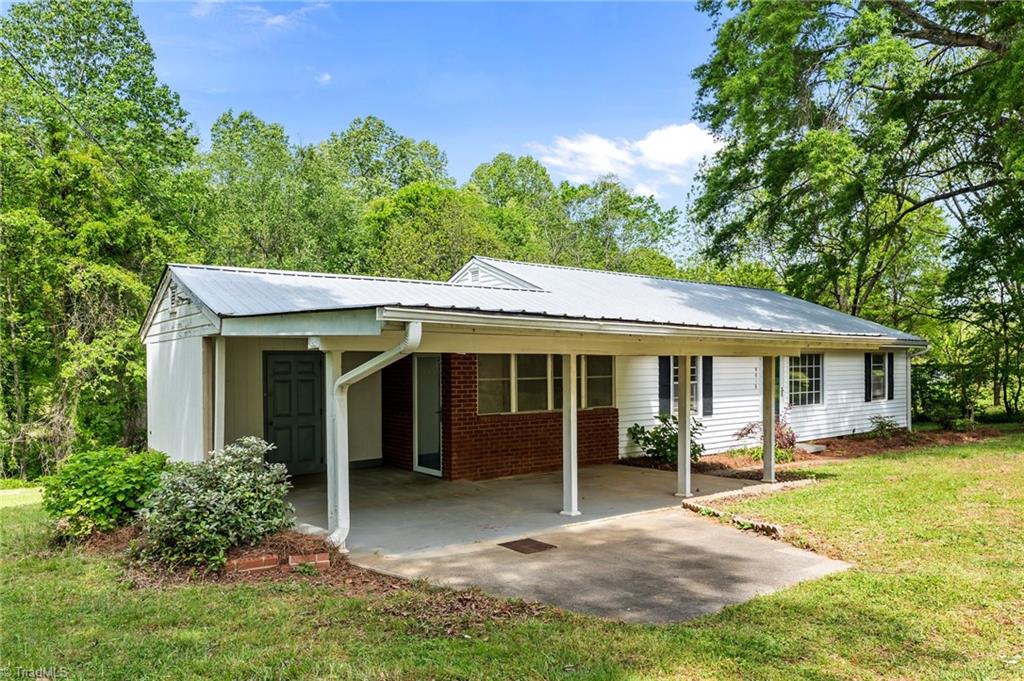 901d Gibson Road, Mebane, North Carolina image 2