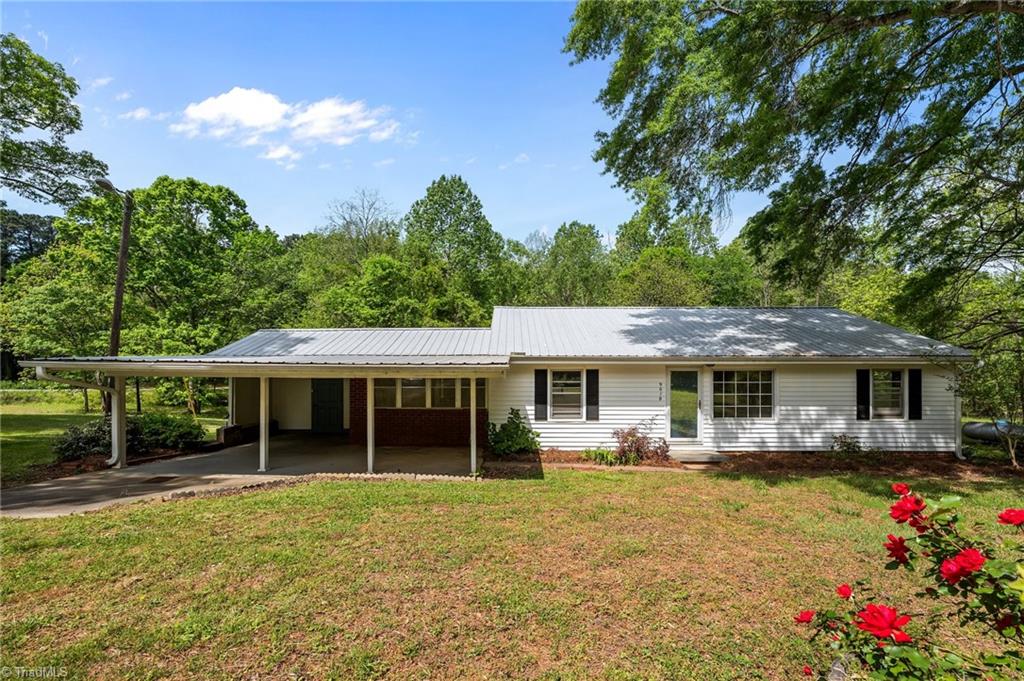 901d Gibson Road, Mebane, North Carolina image 1