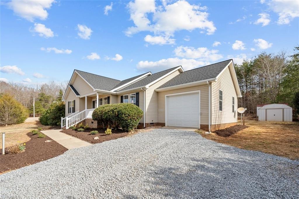 1961 Woods Stream Lane, Asheboro, North Carolina image 35