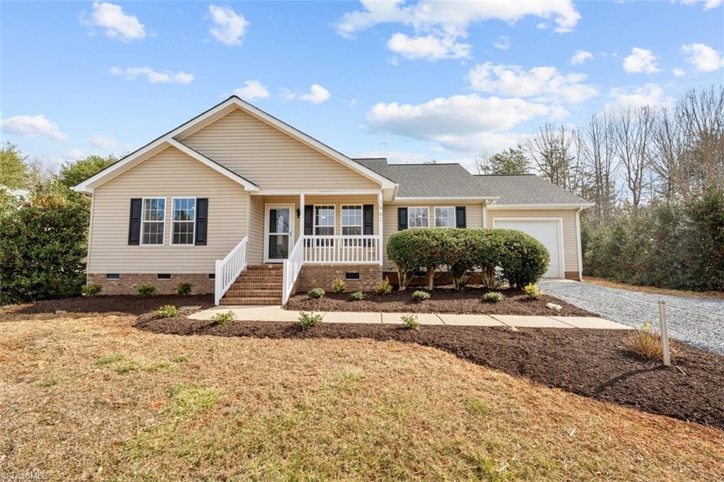 1961 Woods Stream Lane, Asheboro, North Carolina image 1