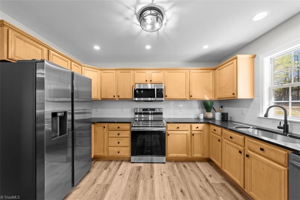 1961 Woods Stream Lane, Asheboro, North Carolina image 9