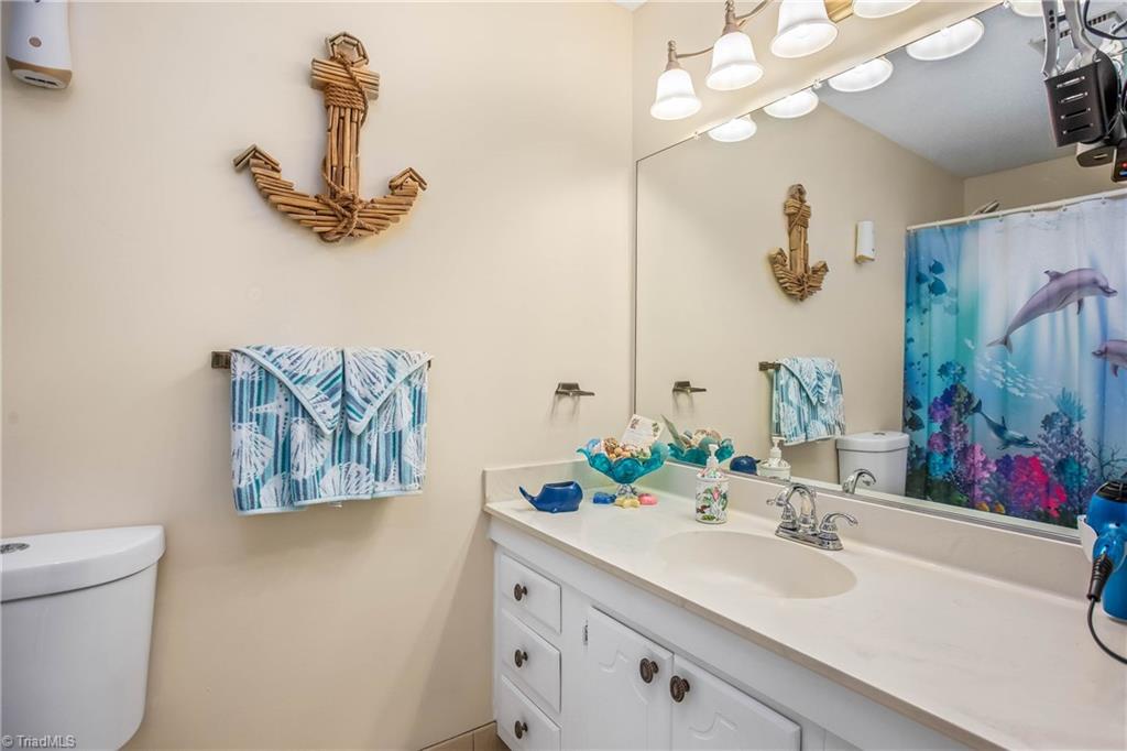 931 Nottingham Road, High Point, North Carolina image 23