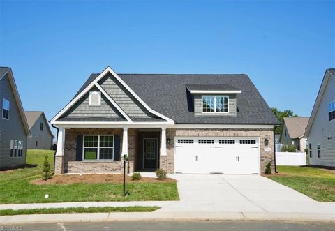 Homes For Sale - 1040 Fairhaven Drive #101<br/> Mebane, NC 27302