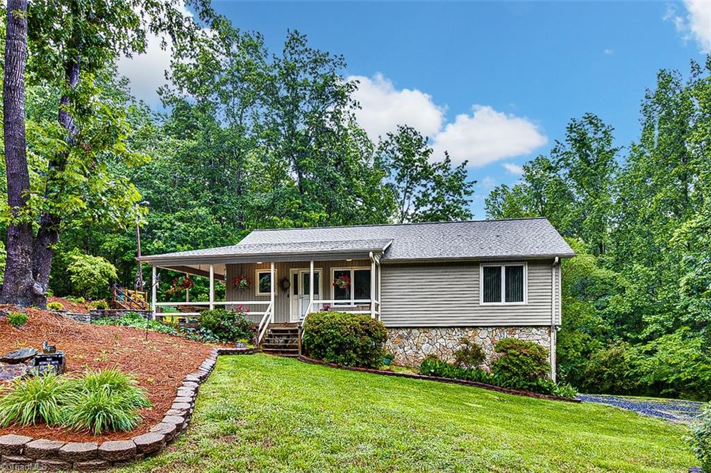 980 Redwood Drive, Asheboro, North Carolina image 3