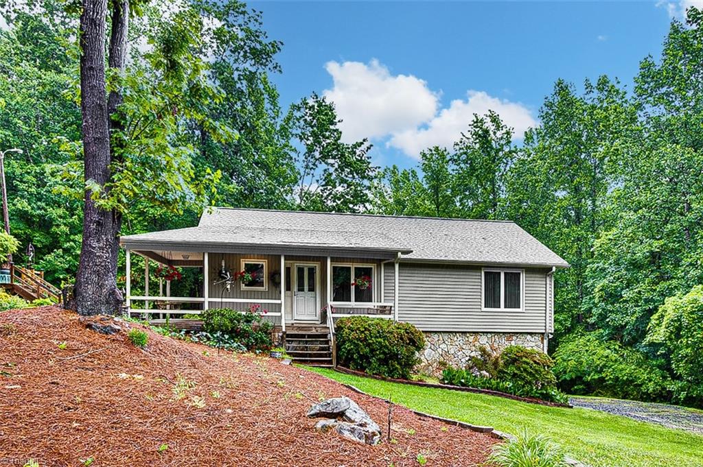 980 Redwood Drive, Asheboro, North Carolina image 1
