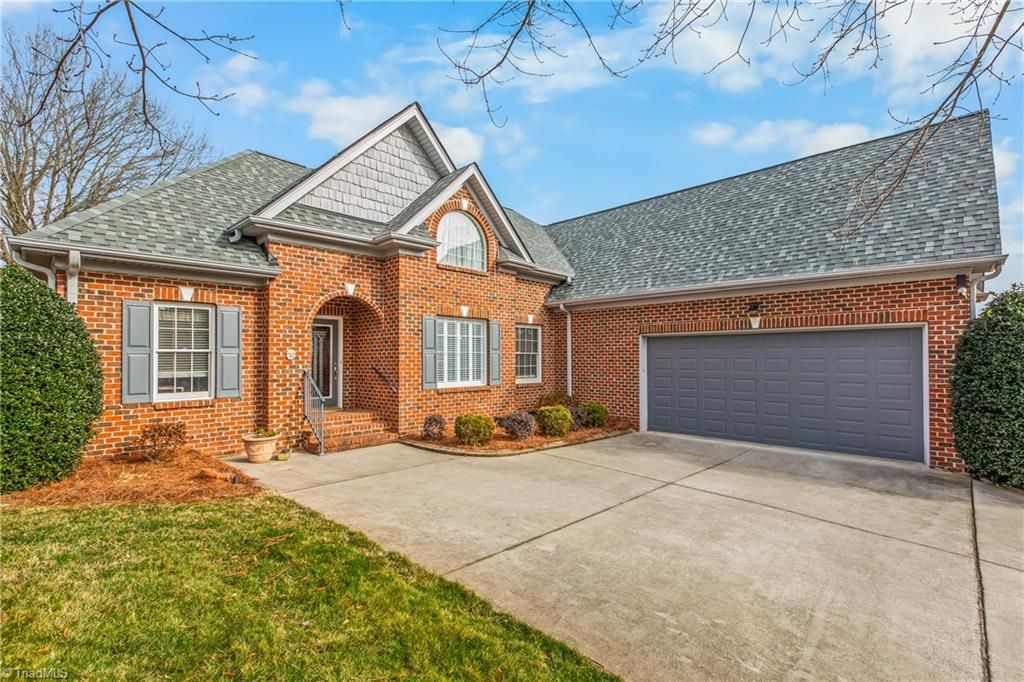 Photo of 1213 Colston Court, Kernersville, NC 27284 (MLS # 1206312)