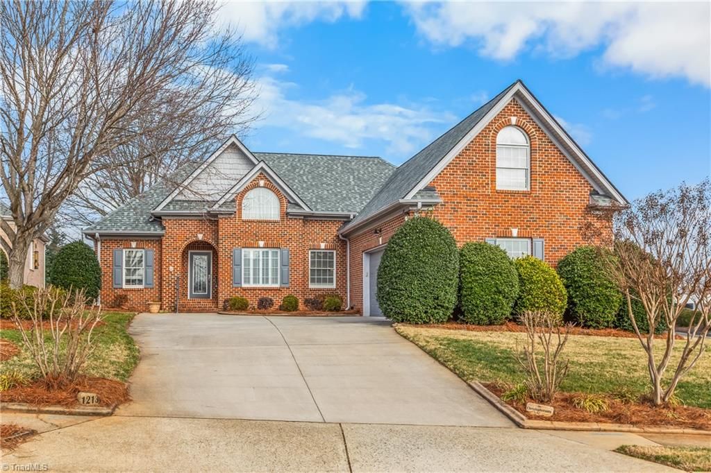 Photo of 1213 Colston Court, Kernersville, NC 27284 (MLS # 1206312)