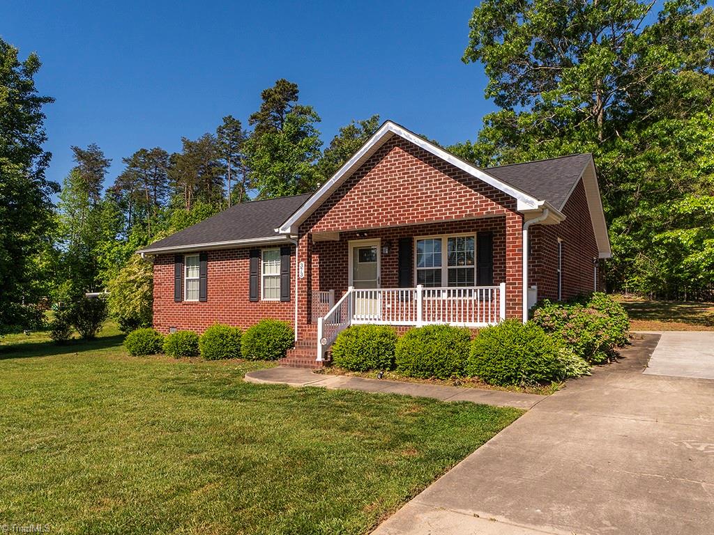 373 Salem Ridge Drive, Randleman, North Carolina image 2