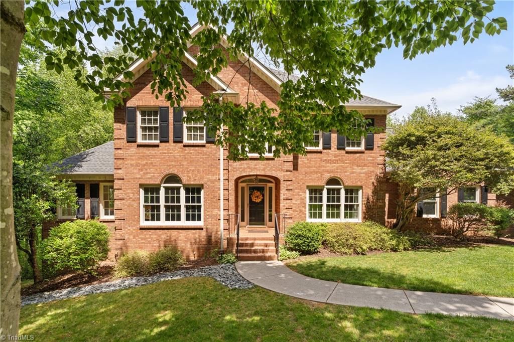 Photo of 7706 Holly Field Road, Clemmons, NC 27012 (MLS # 1218875)