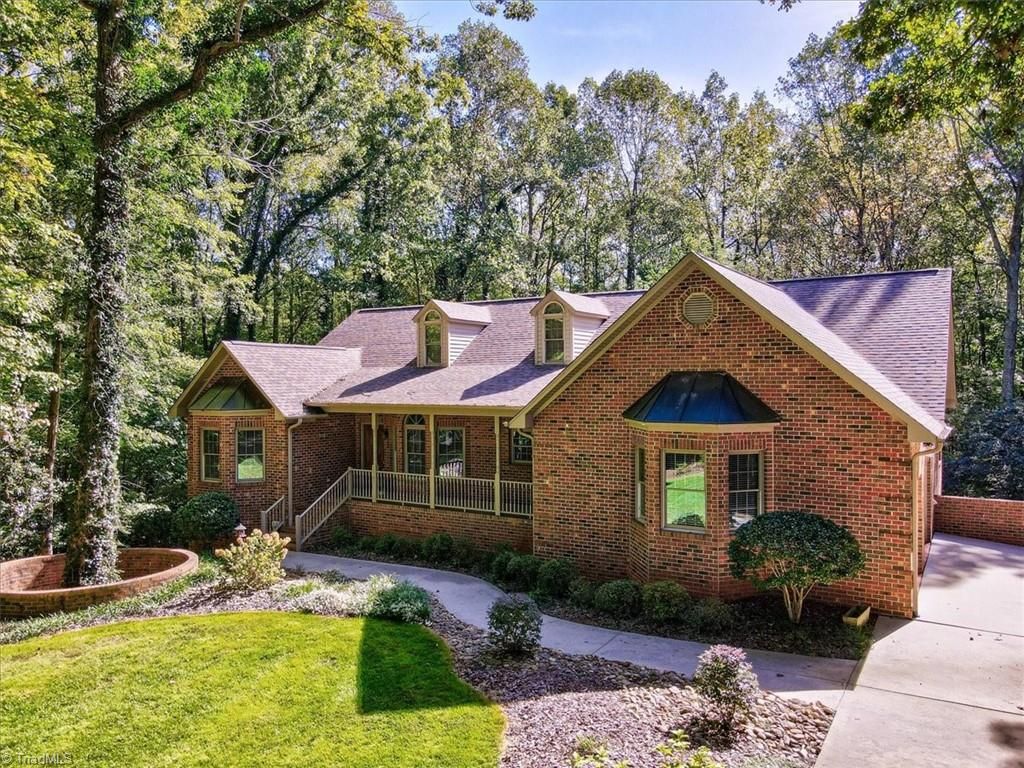 Photo of 1767 Winchester Heights Drive, Asheboro, NC 27205 (MLS # 1201004)