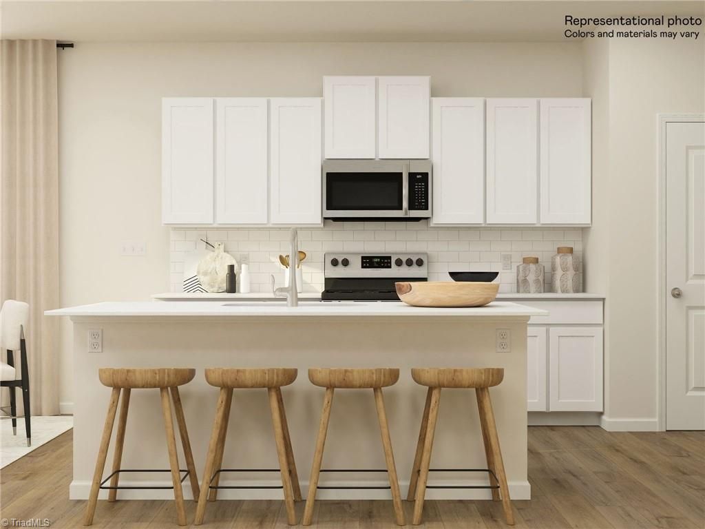 Photo of 5283 Amaryllis Way, Winston-Salem, NC 27104 (MLS # 1214093)