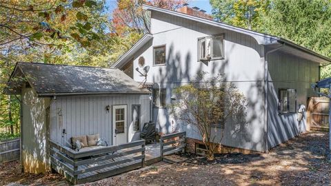 A home in West Jefferson