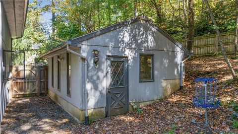 A home in West Jefferson