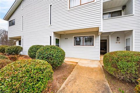 Condo For Sale - 416 Century Court<br/> Forsyth County, Kernersville, NC 27284