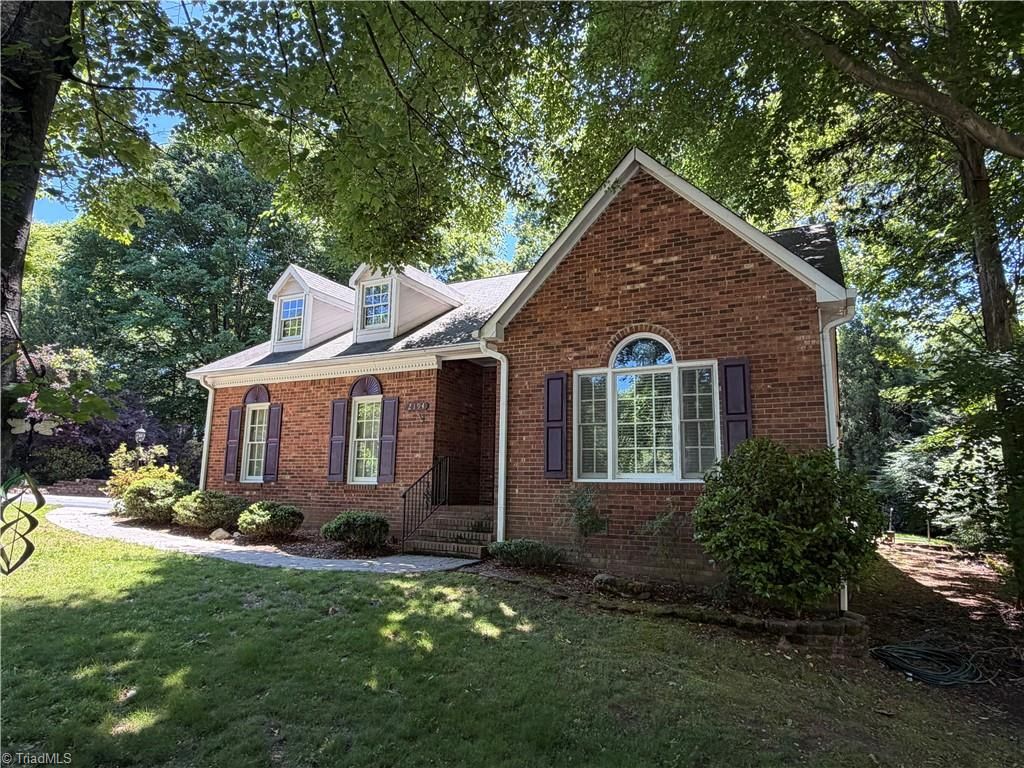 Photo of 2194 Benwicke Drive, Pfafftown, NC 27040 (MLS # 1219265)