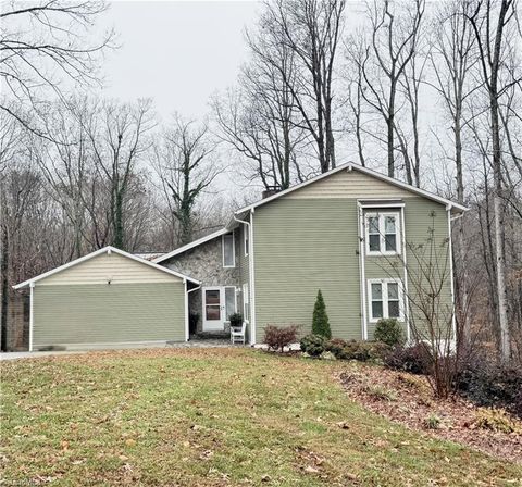 Photo of 150 Tullyries Lane, Lewisville, NC 27023 (MLS # 1203599)