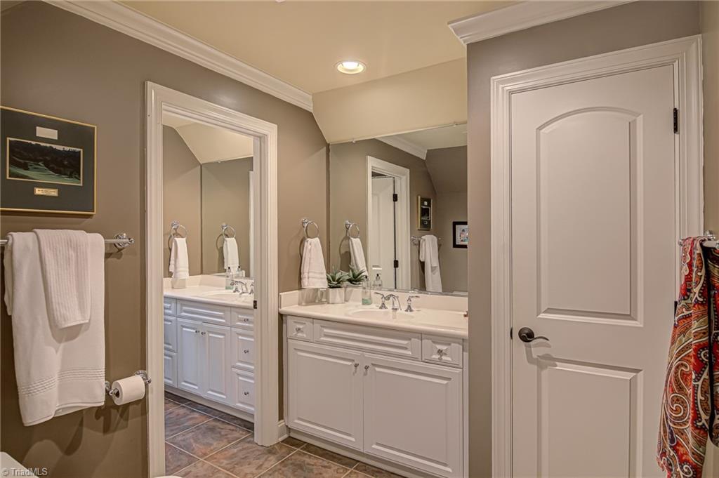 Winston-Salem, North Carolina 27106, United States, 5 Bedrooms Bedrooms, ,5 BathroomsBathrooms,Residential,Active,42045