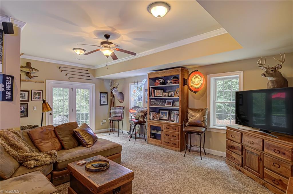 Winston-Salem, North Carolina 27106, United States, 5 Bedrooms Bedrooms, ,5 BathroomsBathrooms,Residential,Active,42045