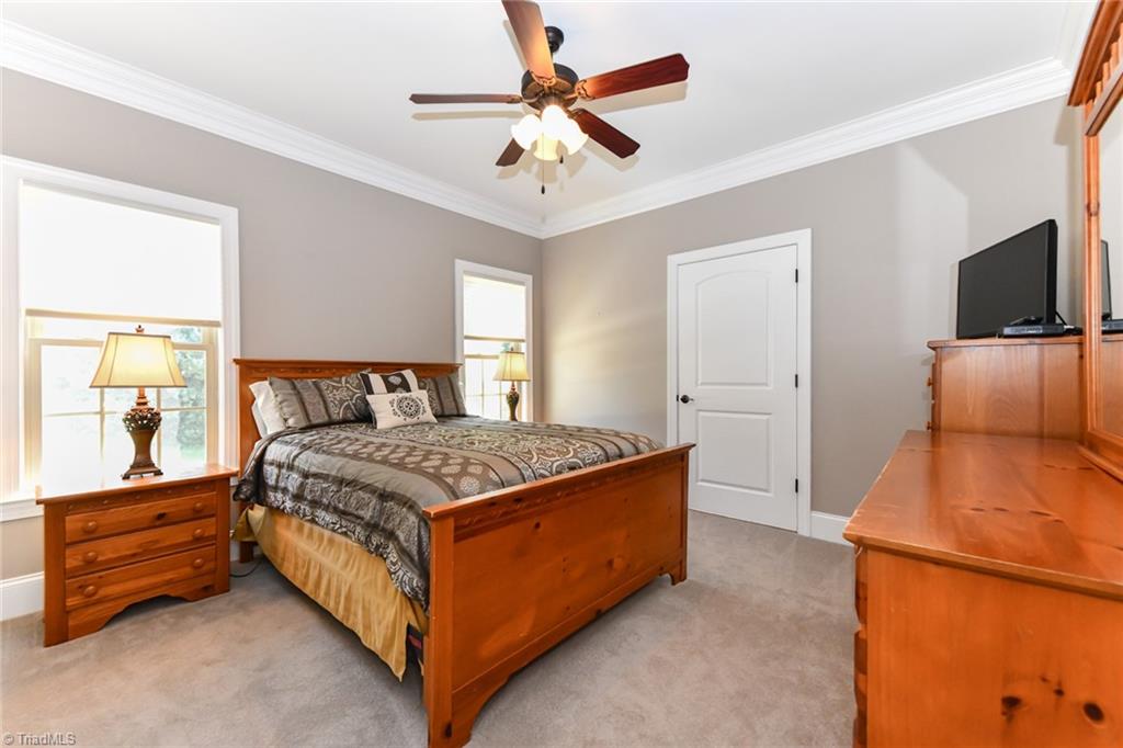 5102 Acorn Forest Road, Greensboro, North Carolina image 18