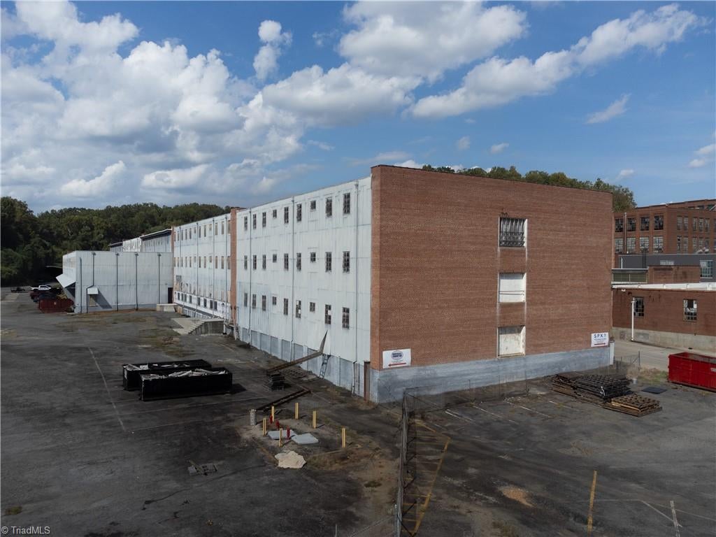 315 E Main Street