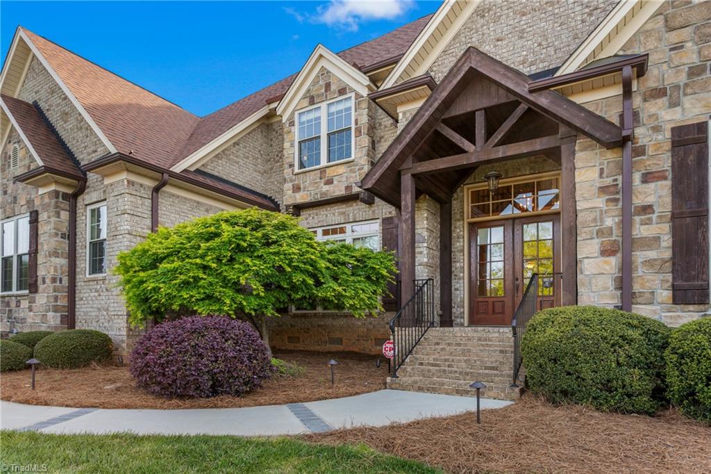 7716 Chesterbrooke Drive, Greensboro, North Carolina image 4