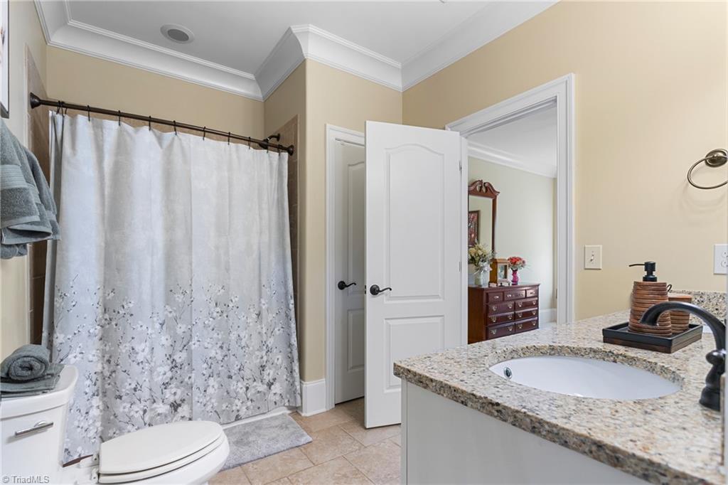 7716 Chesterbrooke Drive, Greensboro, North Carolina image 39