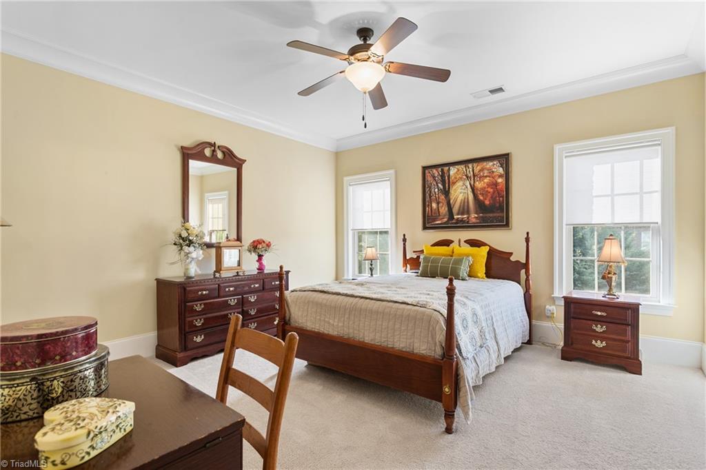 7716 Chesterbrooke Drive, Greensboro, North Carolina image 37
