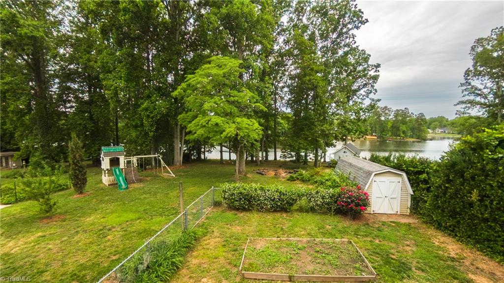 2027 Lynwood Drive
