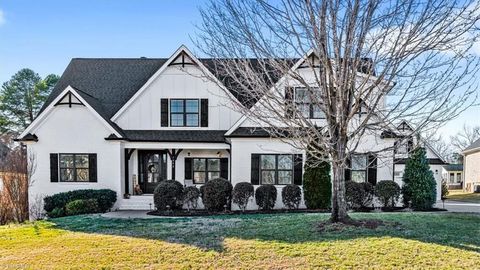 1342 Driftwood Acres Drive Kernersville NC 27284