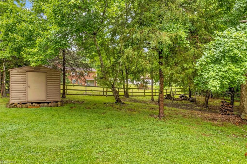 44092 Woodhurst Road, New London, North Carolina image 39