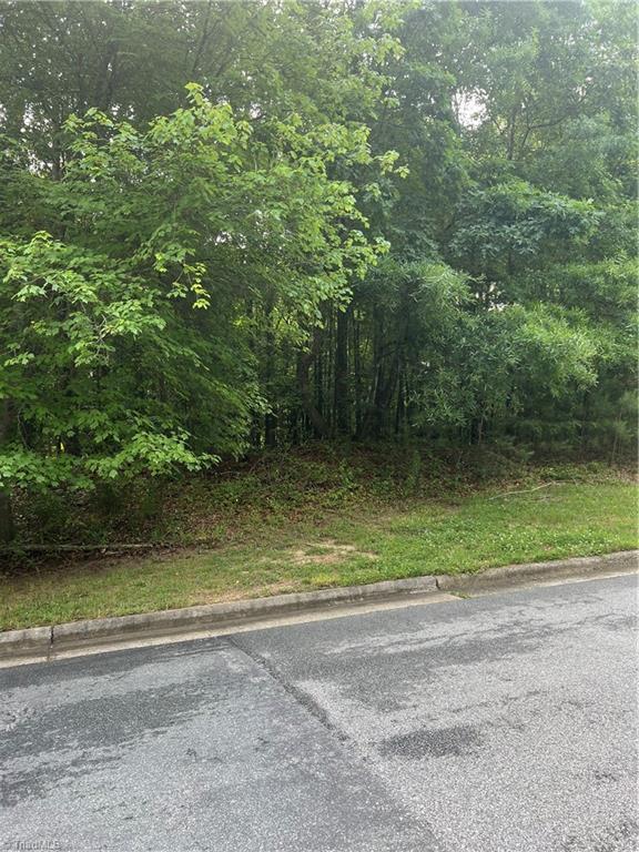 5206 Postbridge Drive, Greensboro, North Carolina image 4