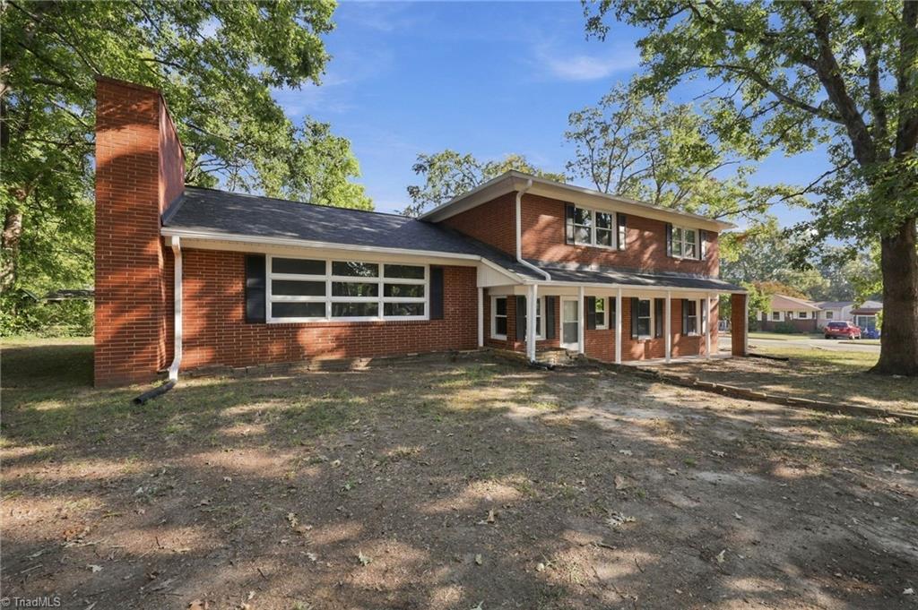 Photo of 532 Oakwood Lane, Graham, NC 27253 (MLS # 1237392)